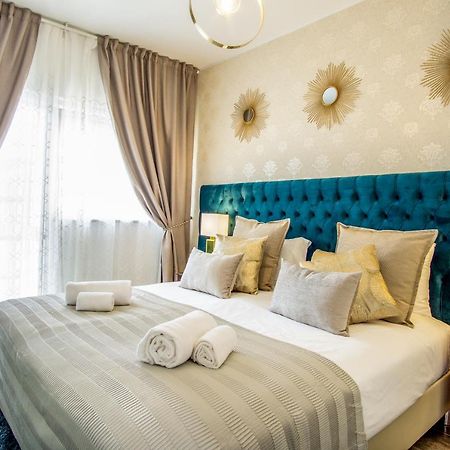 Gaze Out At The City In A Retro-Chic Getaway Lisboa Εξωτερικό φωτογραφία