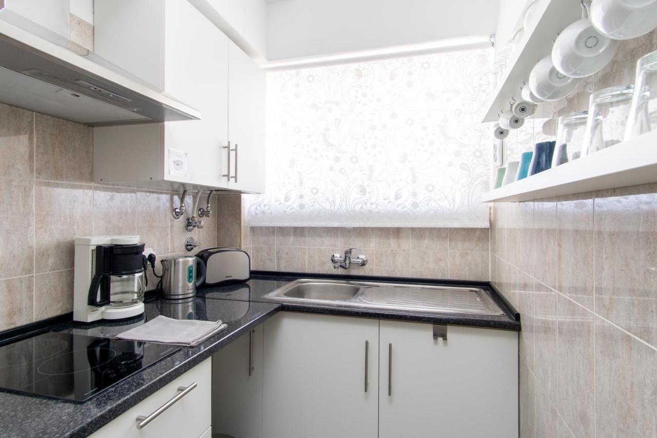 Gaze Out At The City In A Retro-Chic Getaway Lisboa Εξωτερικό φωτογραφία